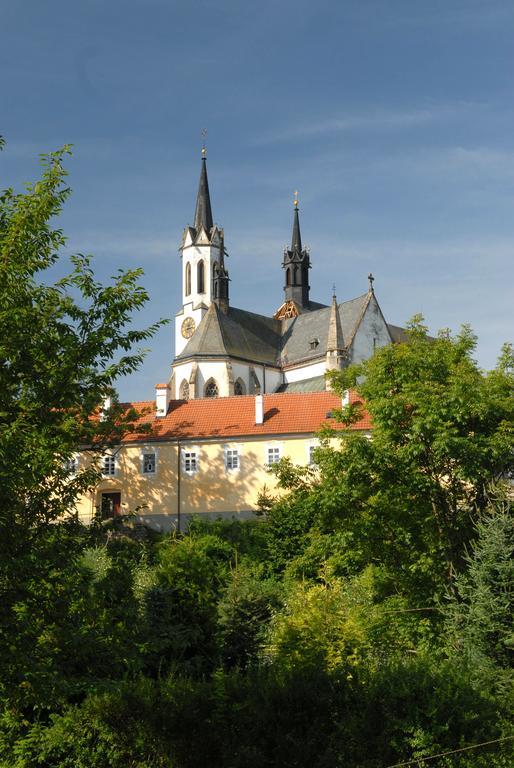 Ubytovna Pod Hrazi Vyšší Brod Extérieur photo